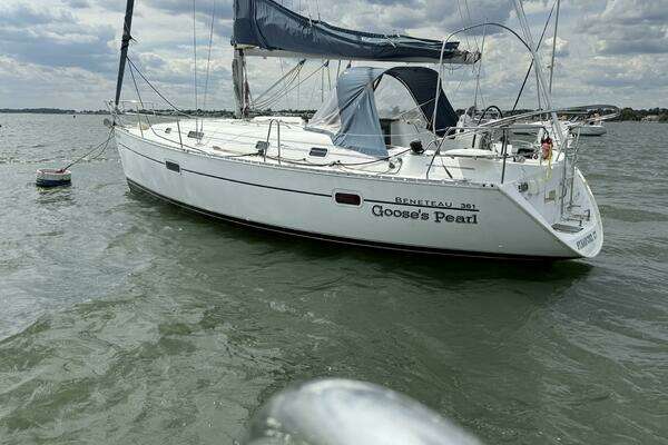 Photo of the 2003 Beneteau 361