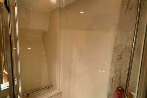 2015 Tiara Yachts 48