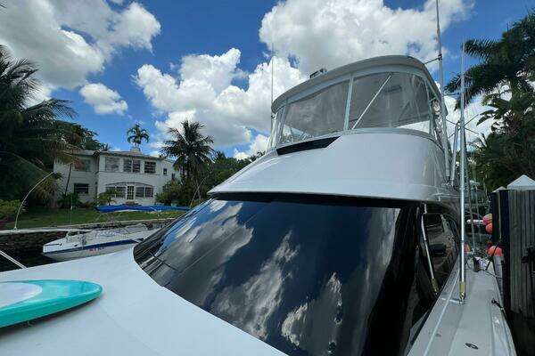 2015 Tiara Yachts 48