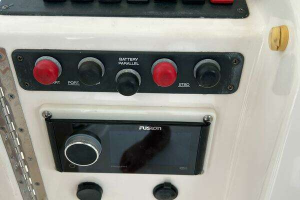 2015 Tiara Yachts 48