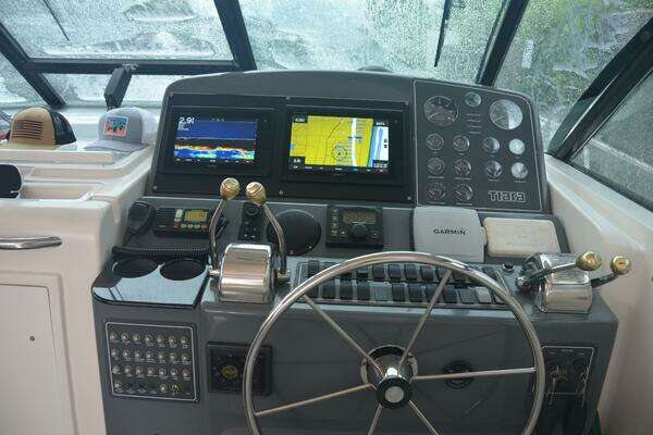 2001 Tiara Yachts 41