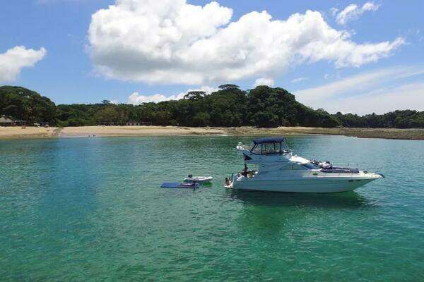 43-ft-Sea Ray-2003-435-Panama Panama yacht for sale