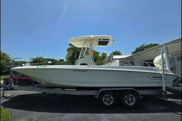 27-ft-Boston Whaler-2019-270 Dauntless-Key Largo Florida United States yacht for sale