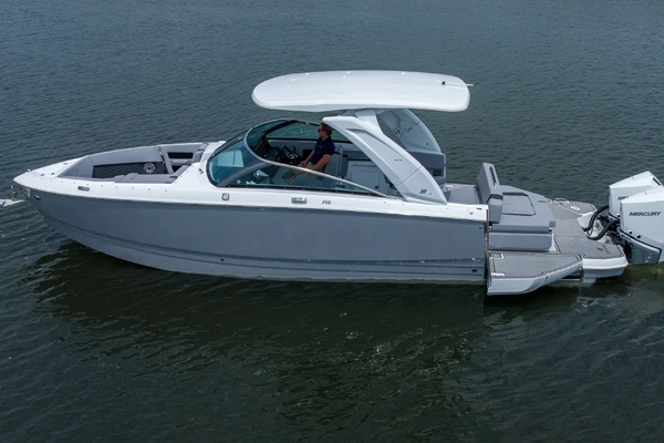29-ft-Four Winns-2026-H9 OB-Charleston South Carolina United States yacht for sale