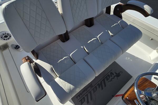 2025 Valhalla Boatworks 29 Center Console - Helm Seating 