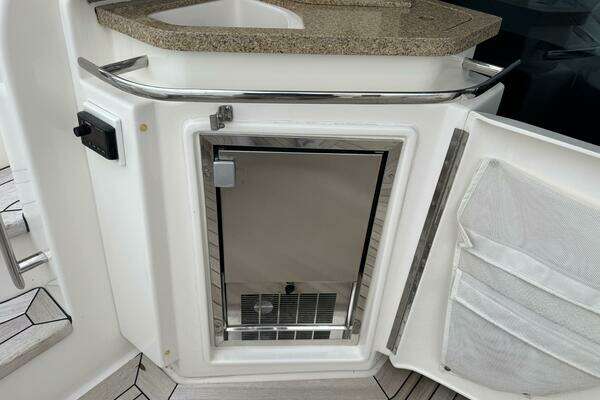 Tiara Yachts 5800 Sovran Yacht For Sale