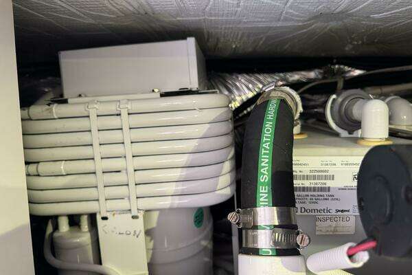 Tiara Yachts 5800 Sovran Yacht For Sale