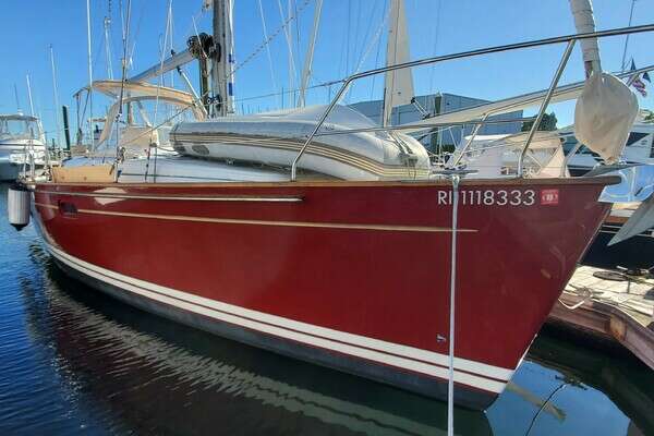 42-ft-Moody-2001-42 Center Cockpit-Anikitos Portsmouth Rhode Island United States  yacht for sale