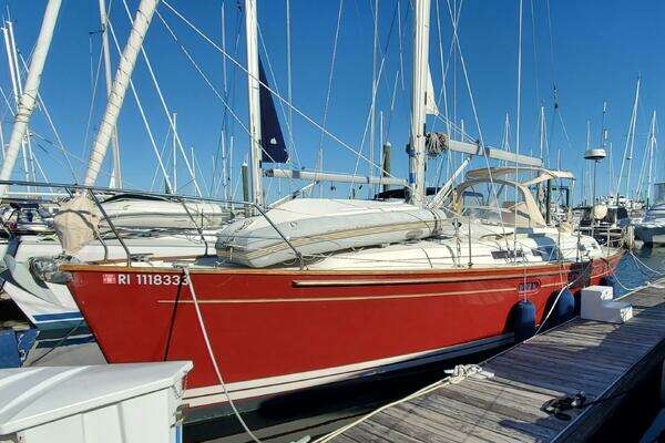 Photo of the 2001 Moody 42 Center Cockpit "Anikitos"