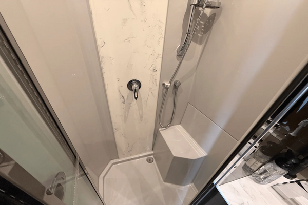 2020 Cruisers Yachts 50