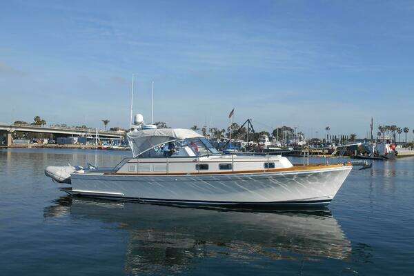 38-ft-Grand Banks-1999-38 Eastbay EX-Balmy Long Beach California United States  yacht for sale