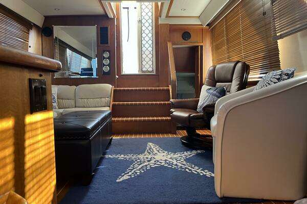 Photo of the 1995 Carver 440 Aft Cabin "Grace"