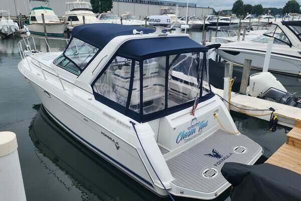 31-ft-Formula-1999-31 PC- Algonac Michigan United States  yacht for sale