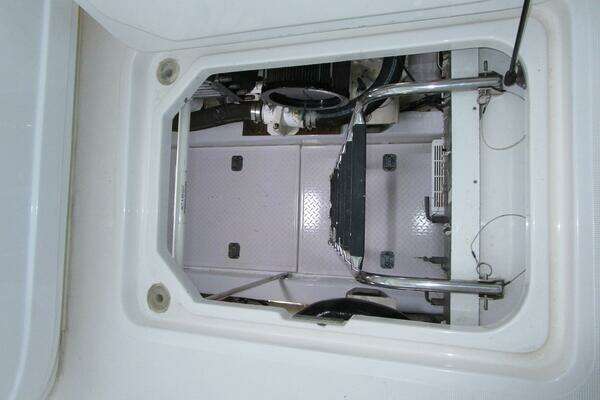 2003 Tiara Yachts 52