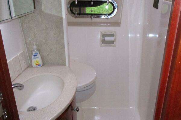 2003 Tiara Yachts 52