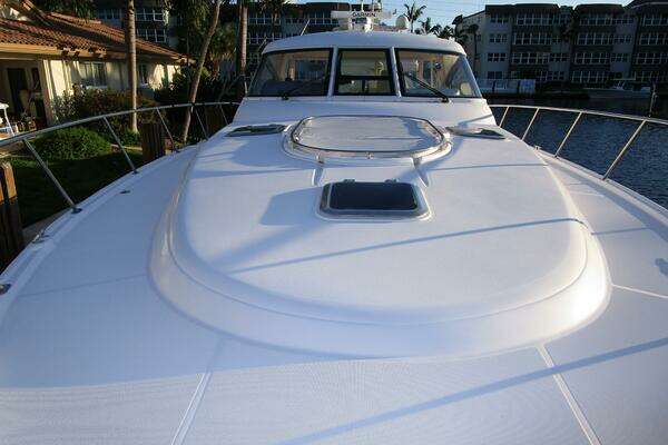 2003 Tiara Yachts 52