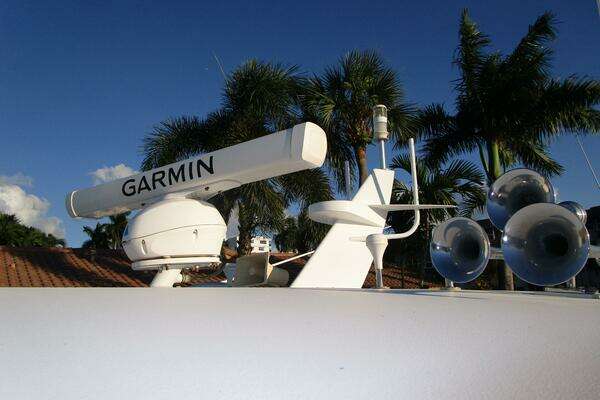 2003 Tiara Yachts 52