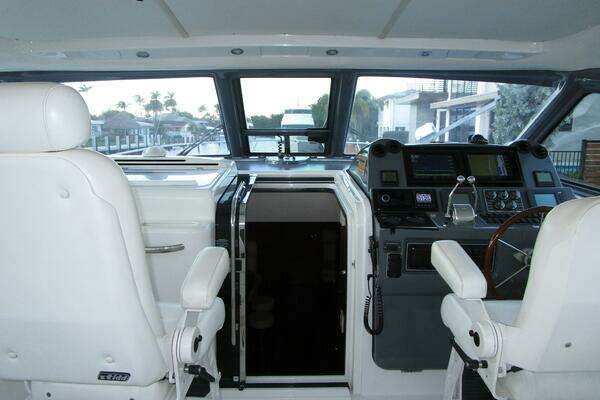 2003 Tiara Yachts 52