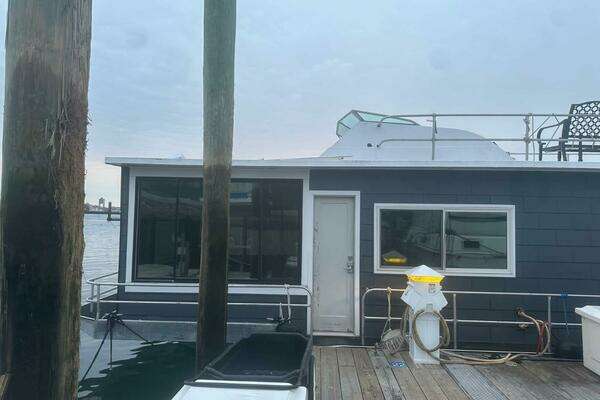 58-ft-Sumerset-1981-Houseboat-Boston Massachusetts United States yacht for sale