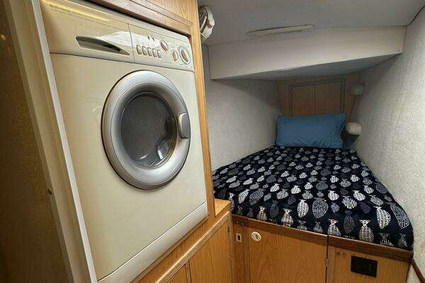 Manta 44 Power Cat Yacht For Sale