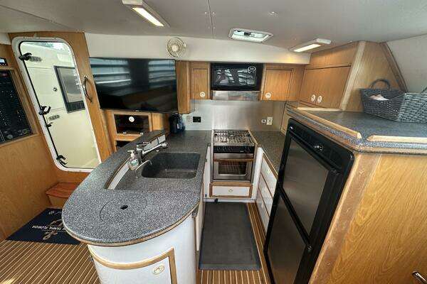 Manta 44 Power Cat Yacht For Sale