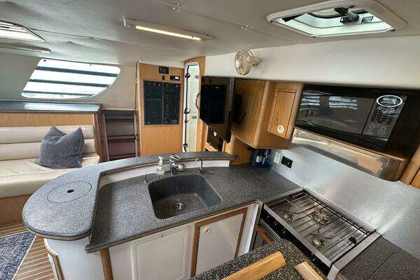 Manta 44 Power Cat Yacht For Sale