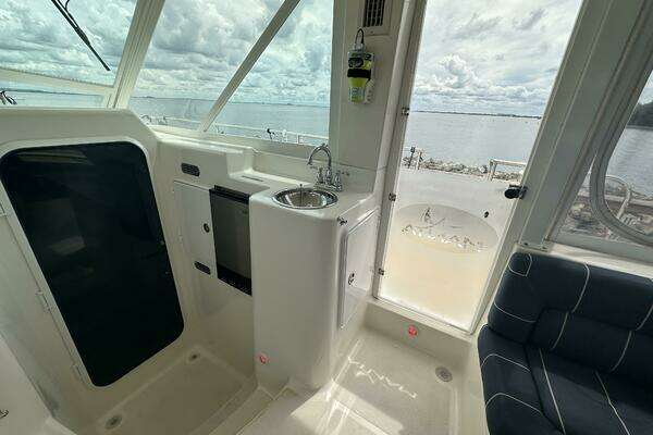 Manta 44 Power Cat Yacht For Sale