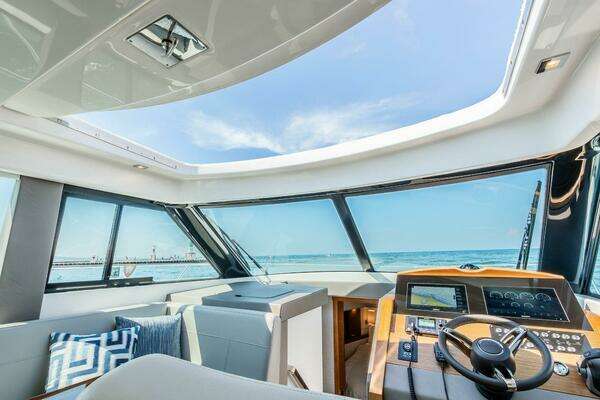 2023 Tiara Yachts 39
