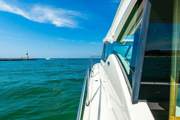 2023 Tiara Yachts 39