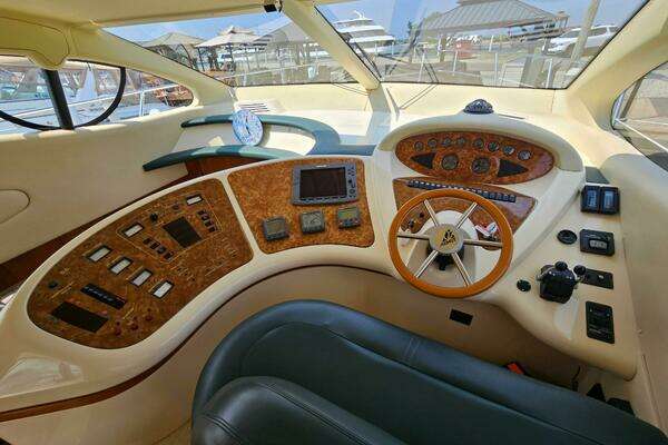 2003 Azimut 46