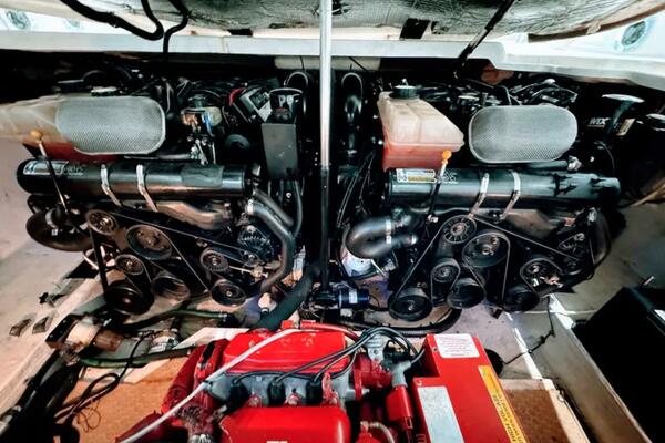 32ft Powerquest Yacht For Sale