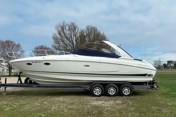 32ft Powerquest Yacht For Sale