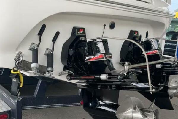 32ft Powerquest Yacht For Sale