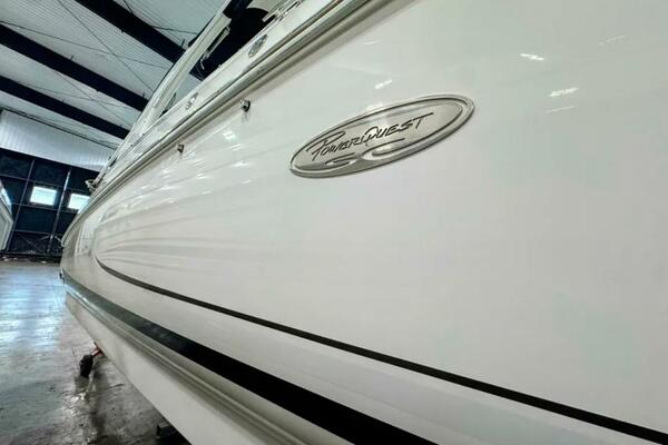 32ft Powerquest Yacht For Sale