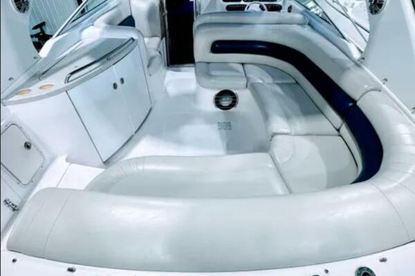 32ft Powerquest Yacht For Sale