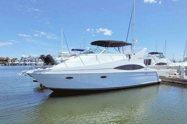 35-ft-Carver-2000-350 Mariner-Satellite Office Mount Pleasant South Carolina United States  yacht for sale