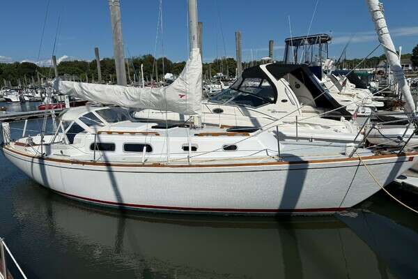 35-ft-Pearson-1976-35-Marevia-Branford Connecticut United States yacht for sale