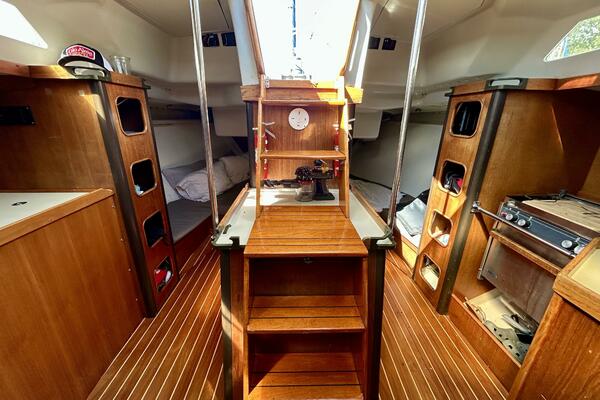 37ft C amp C Yacht For Sale