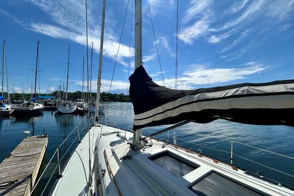 37ft C amp C Yacht For Sale