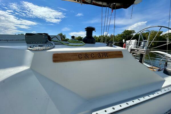 37ft C amp C Yacht For Sale