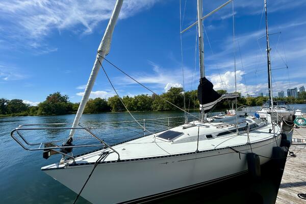 37ft C amp C Yacht For Sale