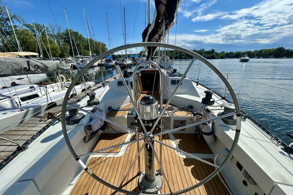 37ft C amp C Yacht For Sale