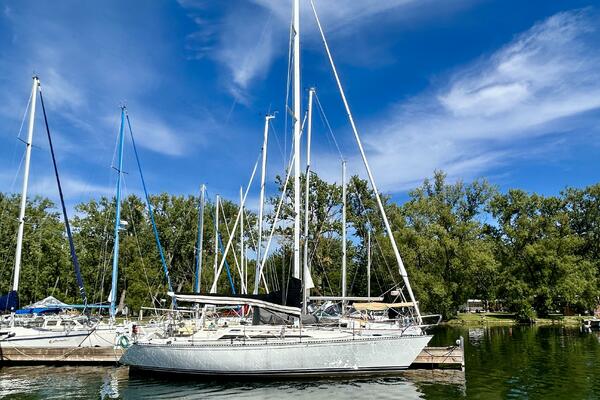 37ft C amp C Yacht For Sale