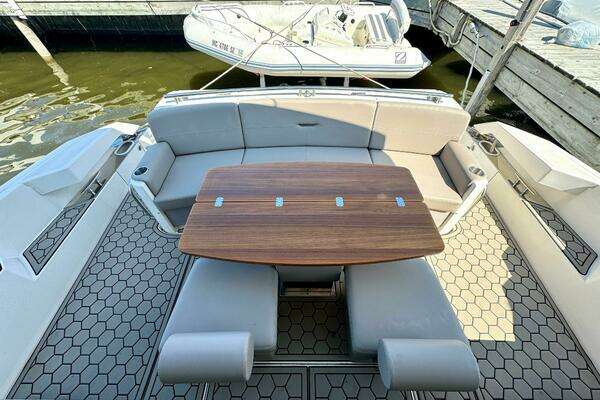 2017 Tiara Yachts 53