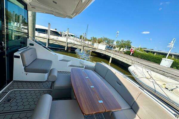 2017 Tiara Yachts 53