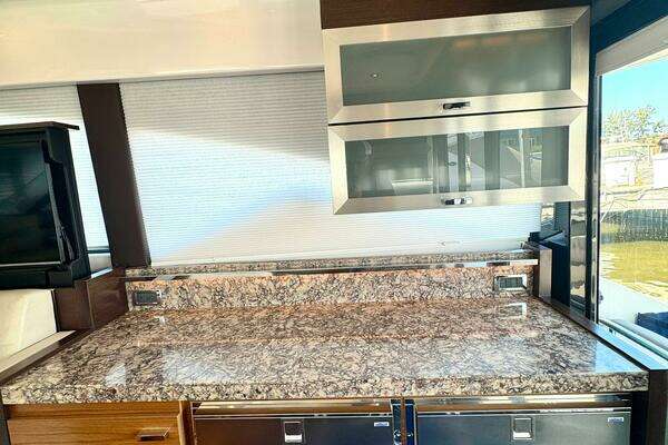 2017 Tiara Yachts 53