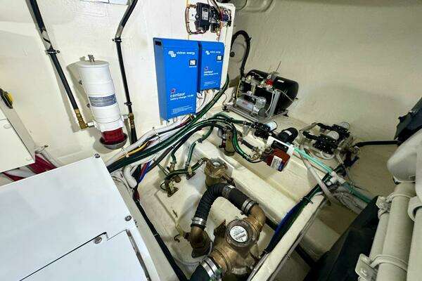 2017 Tiara Yachts 53