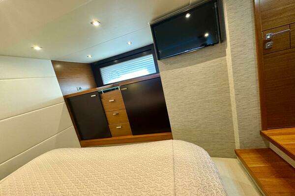 2017 Tiara Yachts 53