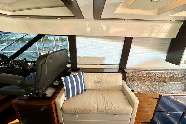 2017 Tiara Yachts 53