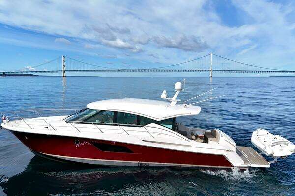 2017 Tiara Yachts 53